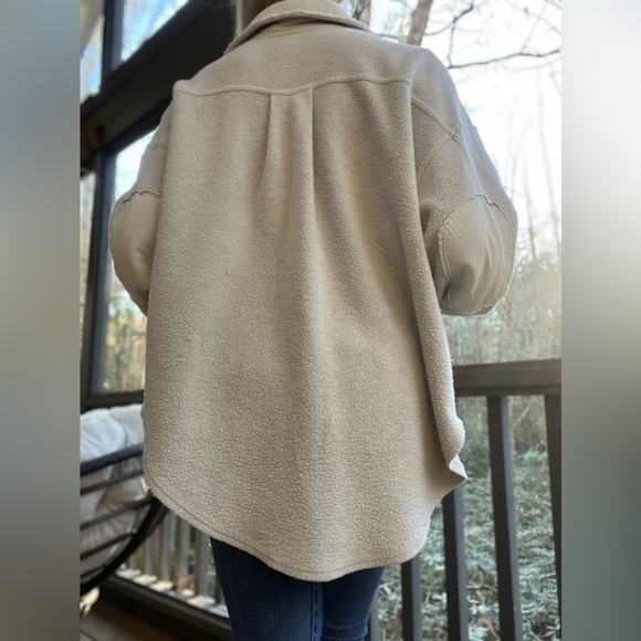 Free People Shacket - Picture 4 of 8